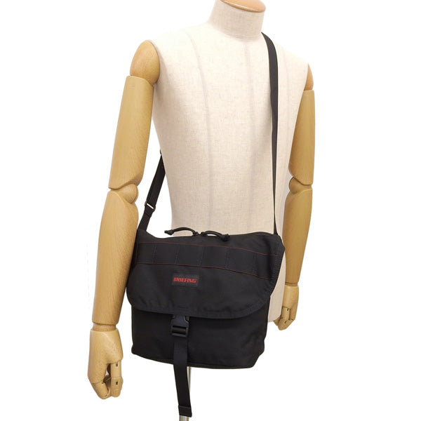 ブリーフィング バッグ メンズ レディース ショルダーバッグ アウトレット ナイロン ブラック QL MINI FLAP OL BOA223L13-010 BRIEFING