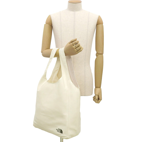ノースフェイス バッグ メンズ レディース トートバッグ クリーム TNF SHOPPER BAG II S NN2PP80B-CRE THE NORTH FACE A4対応 母の日 土日祝も毎日発送します
