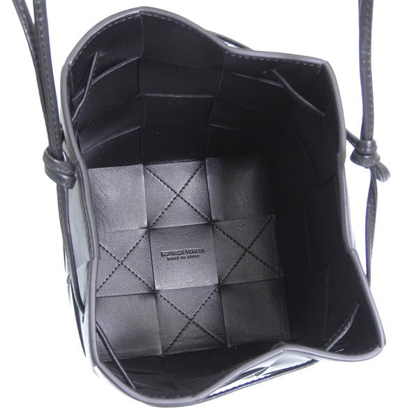 ボッテガヴェネタ バッグ レディース ショルダーバッグ レザー ブラック 680218VCQC48425 BOTTEGA VENETA