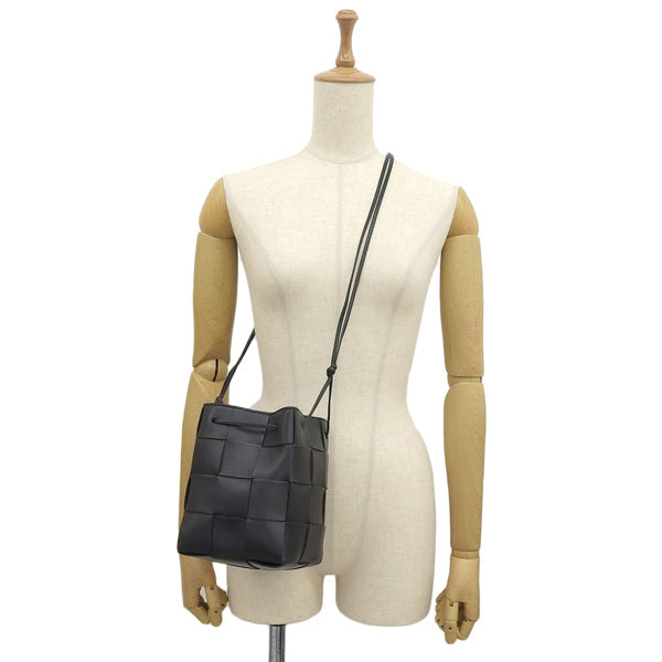 ボッテガヴェネタ バッグ レディース ショルダーバッグ レザー ブラック 680218VCQC48425 BOTTEGA VENETA