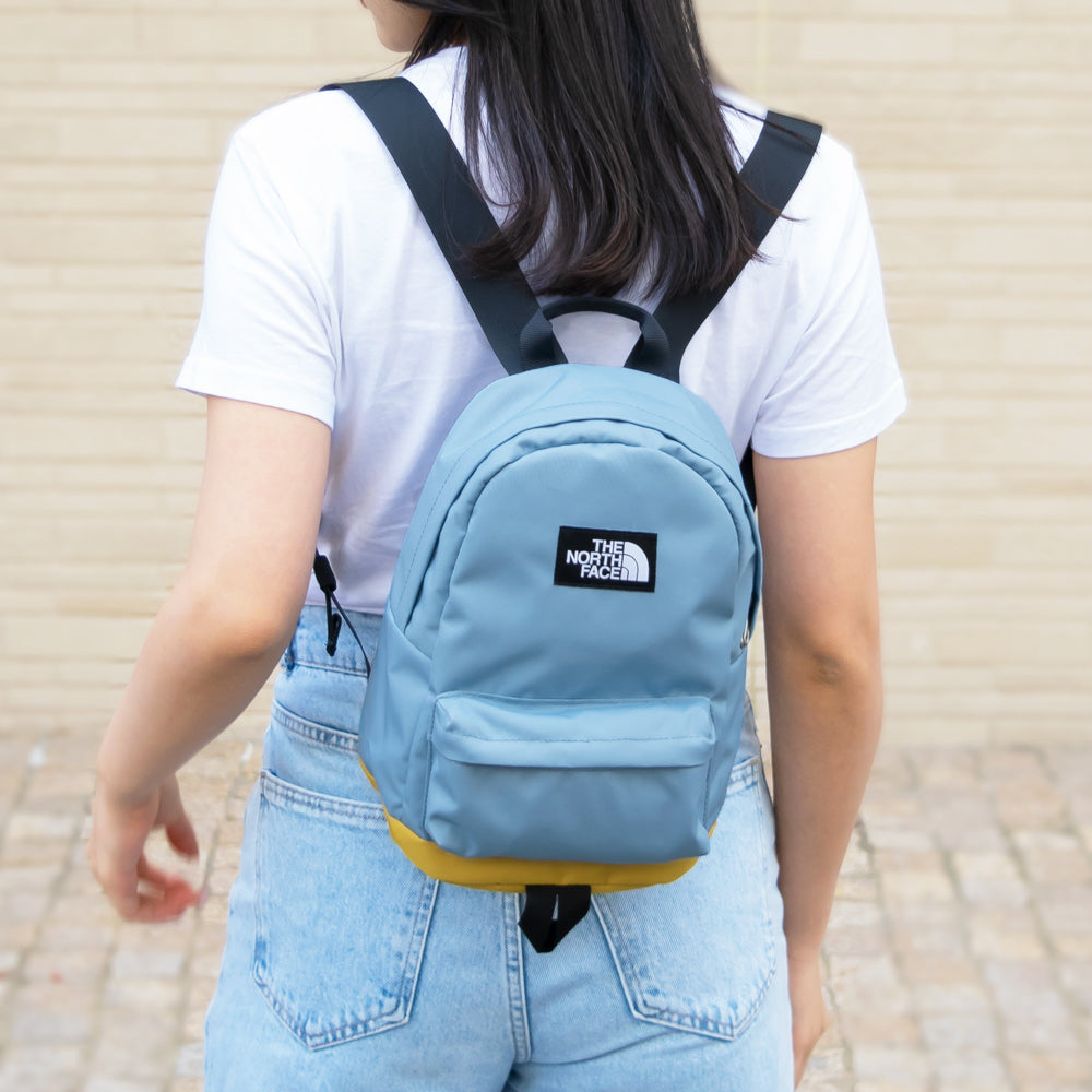 ノースフェイス バッグ メンズ レディース リュックサック バックパック 7L ブルーマルチ TNF DAYPACK MINI NM2DN07D-PWB THE NORTH FACE 母の日　土日祝も毎日発送します
