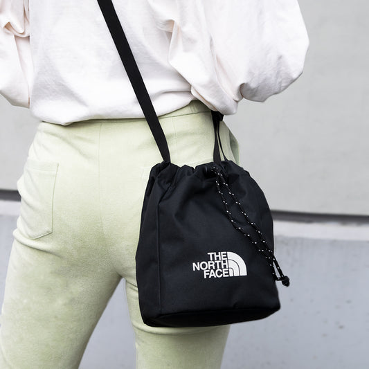 ノースフェイス ホワイトレーベル バッグ メンズ レディース クロスバッグ ONE ブラック WL BUCKET BAG MINI NN2PQ67J-BLK THE NORTH FACE
