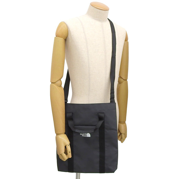 ノースフェイス バッグ メンズ レディース トートバッグ 2WAY ショルダーバッグ ブラック URBAN CROSS BAG NN2PP79A-BLK THE NORTH FACE A4対応 母の日　土日祝も毎日発送します