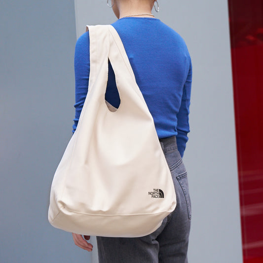 ノースフェイス バッグ メンズ レディース トートバッグ クリーム TNF SHOPPER BAG II S NN2PP80B-CRE THE NORTH FACE A4対応 母の日　土日祝も毎日発送します