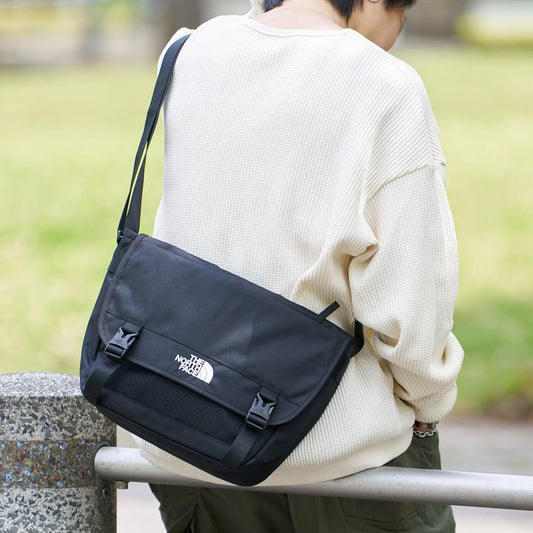 ノースフェイス バッグ メンズ レディース ショルダーバッグ ブラック MESSENGER BAG M NN2PQ01J-BLK THE NORTH FACE 母の日　土日祝も毎日発送します
