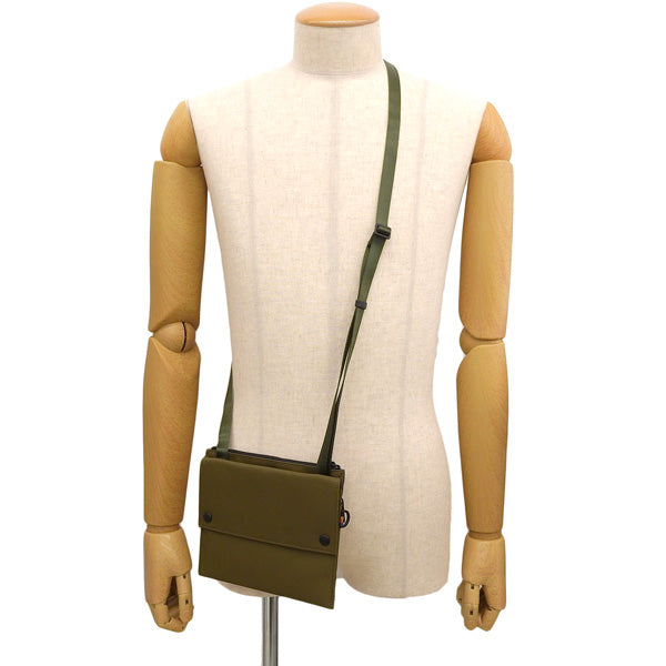 ポールスミス バッグ メンズ ショルダーバッグ アウトレット カーキ ブランデッドウェビング PSMB0163 PAUL SMITH 母の日　土日祝も毎日発送します