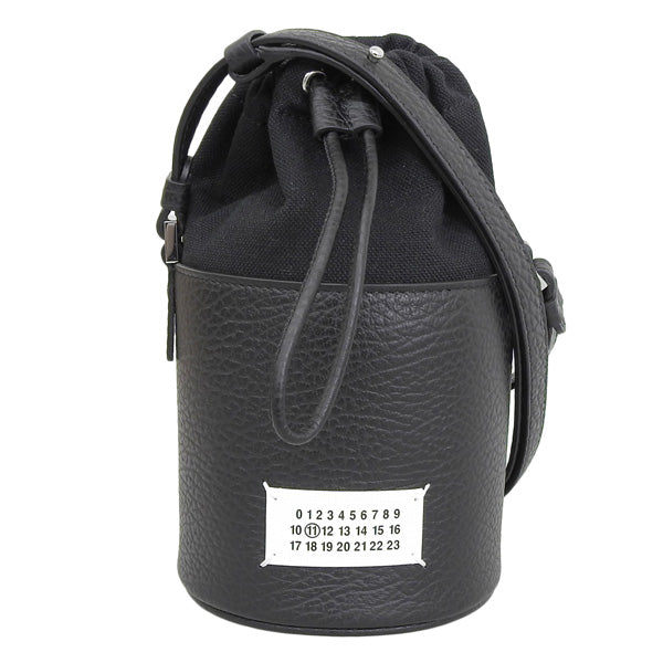 メゾンマルジェラ バッグ レディース ショルダーバッグ レザー キャンバス ブラック S56WG0164P43488013 Maison Margiela 母の日　土日祝も毎日発送します